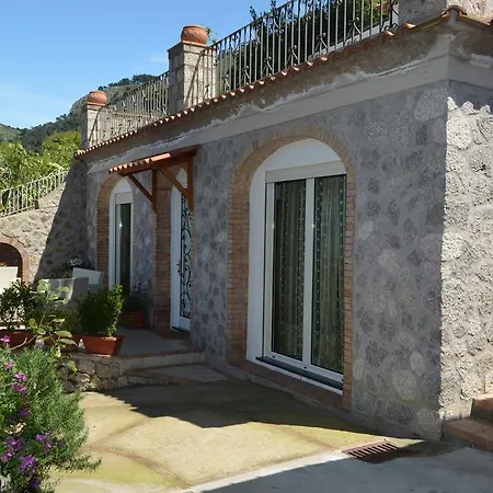 Le Ginestre Di Capri Bb & House Bed and breakfast Anacapri (Isola di Capri)