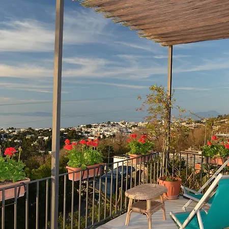 Le Ginestre Di Capri Bb & House Bed and breakfast