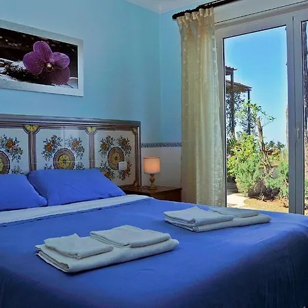 Le Ginestre Di Capri Bb & House Bed and breakfast 2*