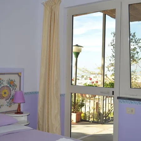 Bed and breakfast Le Ginestre Di Capri Bb & House 2*