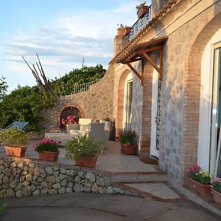Le Ginestre Di Capri Bb & House Bed and breakfast