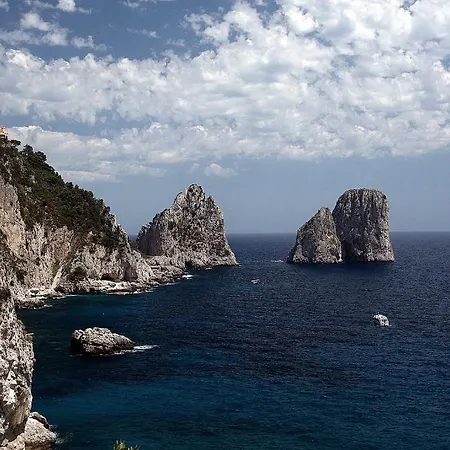Bed & Breakfast Le Ginestre Di Capri Bb & House