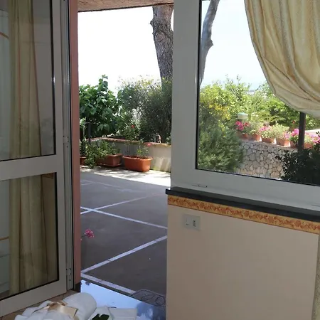 Bed & Breakfast Le Ginestre Di Capri Bb & House Anacapri (Isola di Capri)